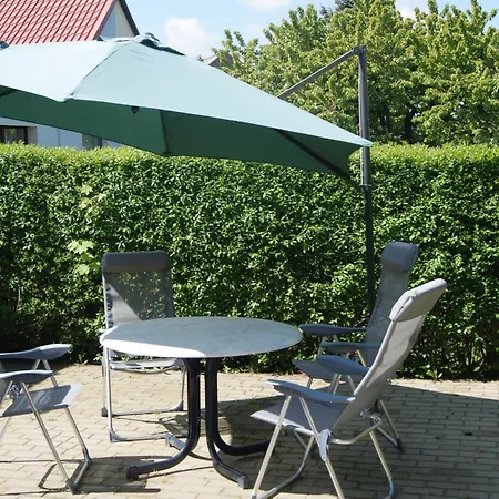 Am Kleinen Bergen Auf Rugen